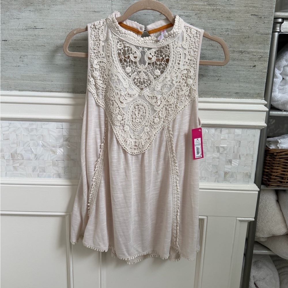 NWT new medium Xhilaration target Cream Lace Blouse sleeveless boho swingy